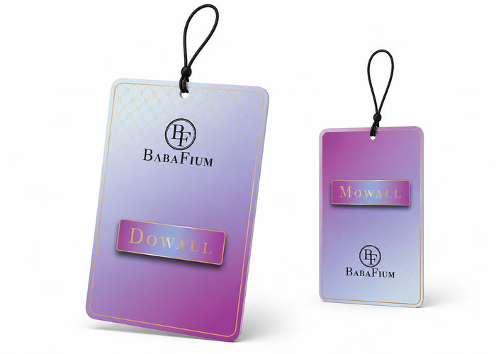 Désodorisant voiture haut de gamme en carte parfumée, parfum longue durée pour rétroviseur avec design exclusif Babafium.